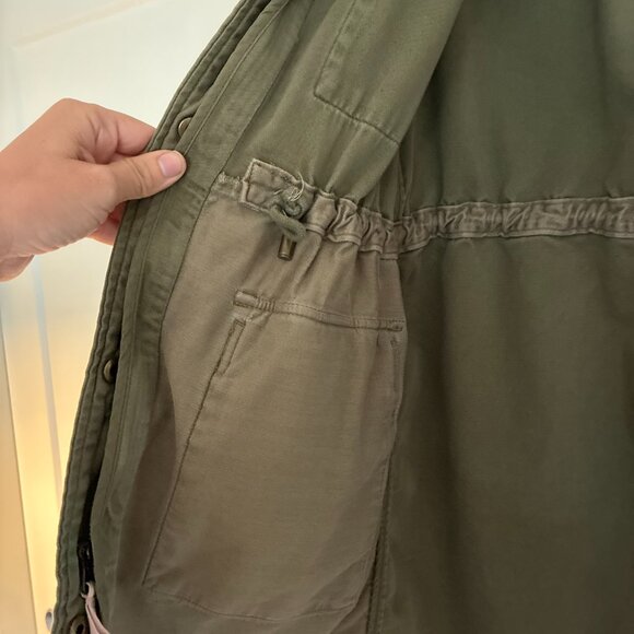 Women's Gap Utility Field Jacket with Epaulettes, Petite M - Picture 3 of 5